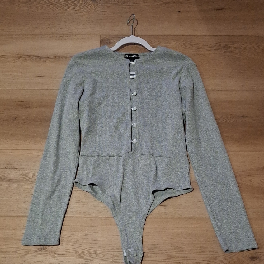 PrettyLittleThing Light Gray Ribbed Top NWT